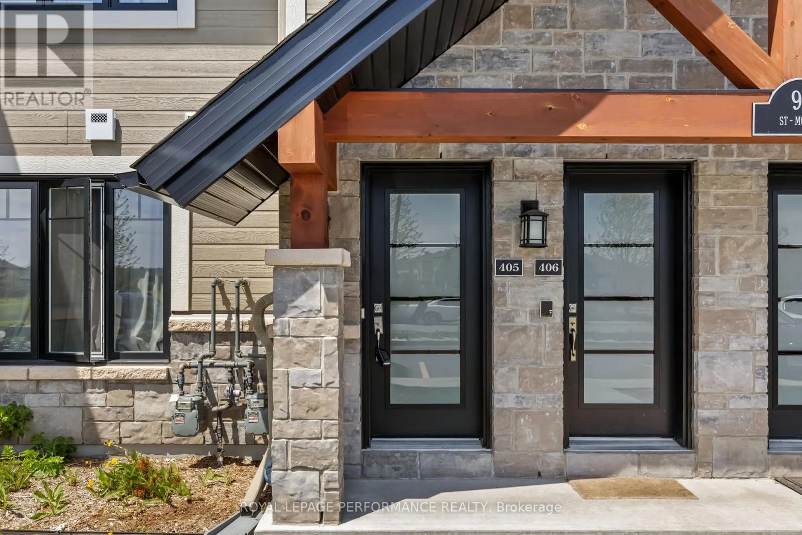 405 - 99 ST MORITZ TRAIL