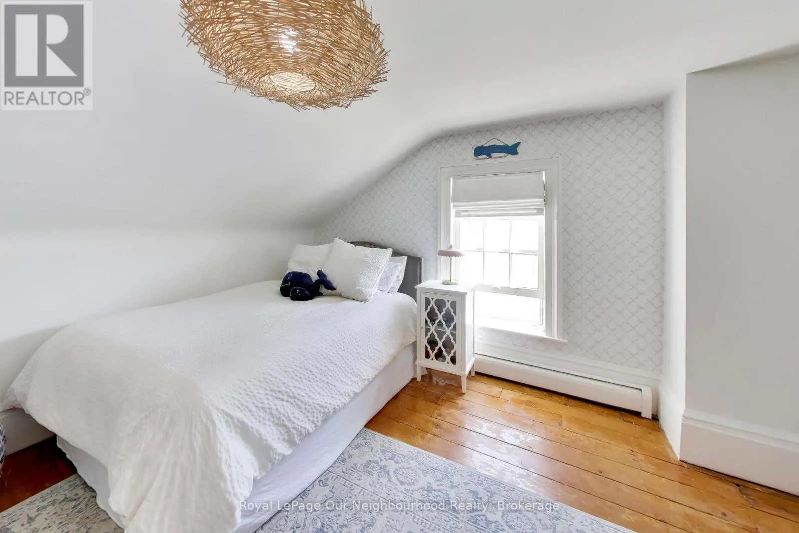 309 KING STREET W