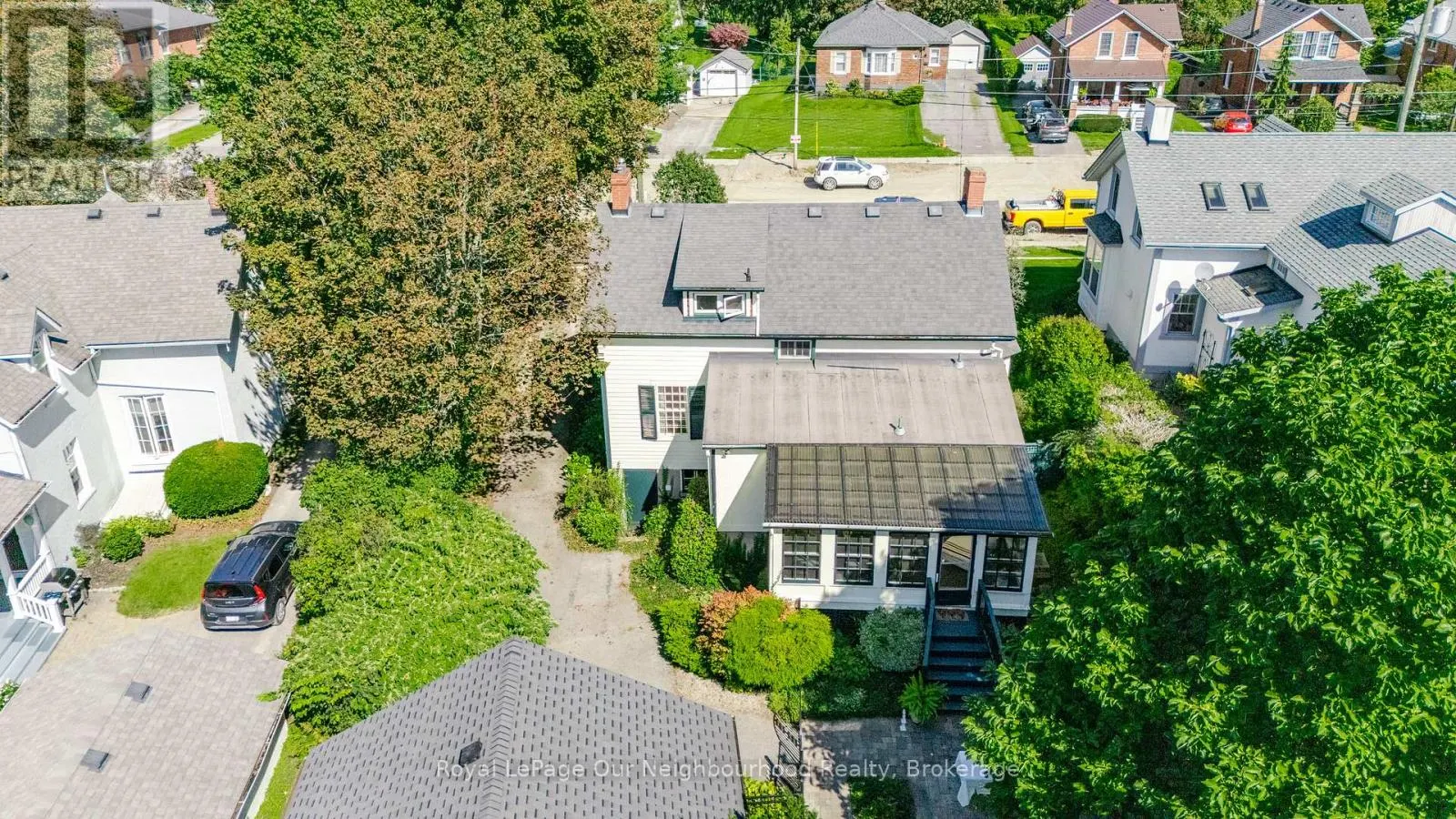309 KING STREET W