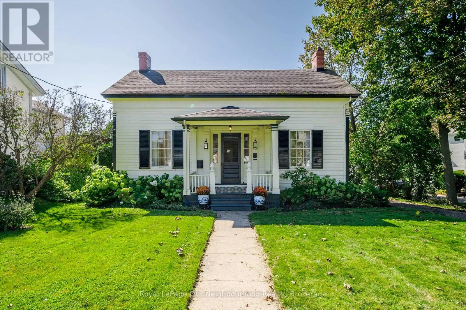 309 KING STREET W