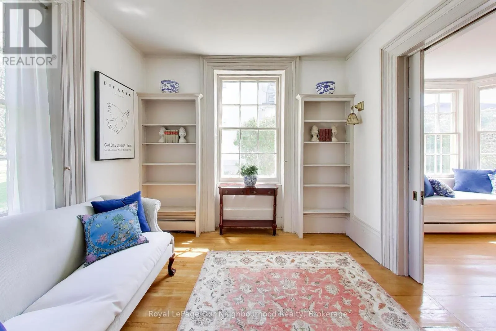 309 KING STREET W