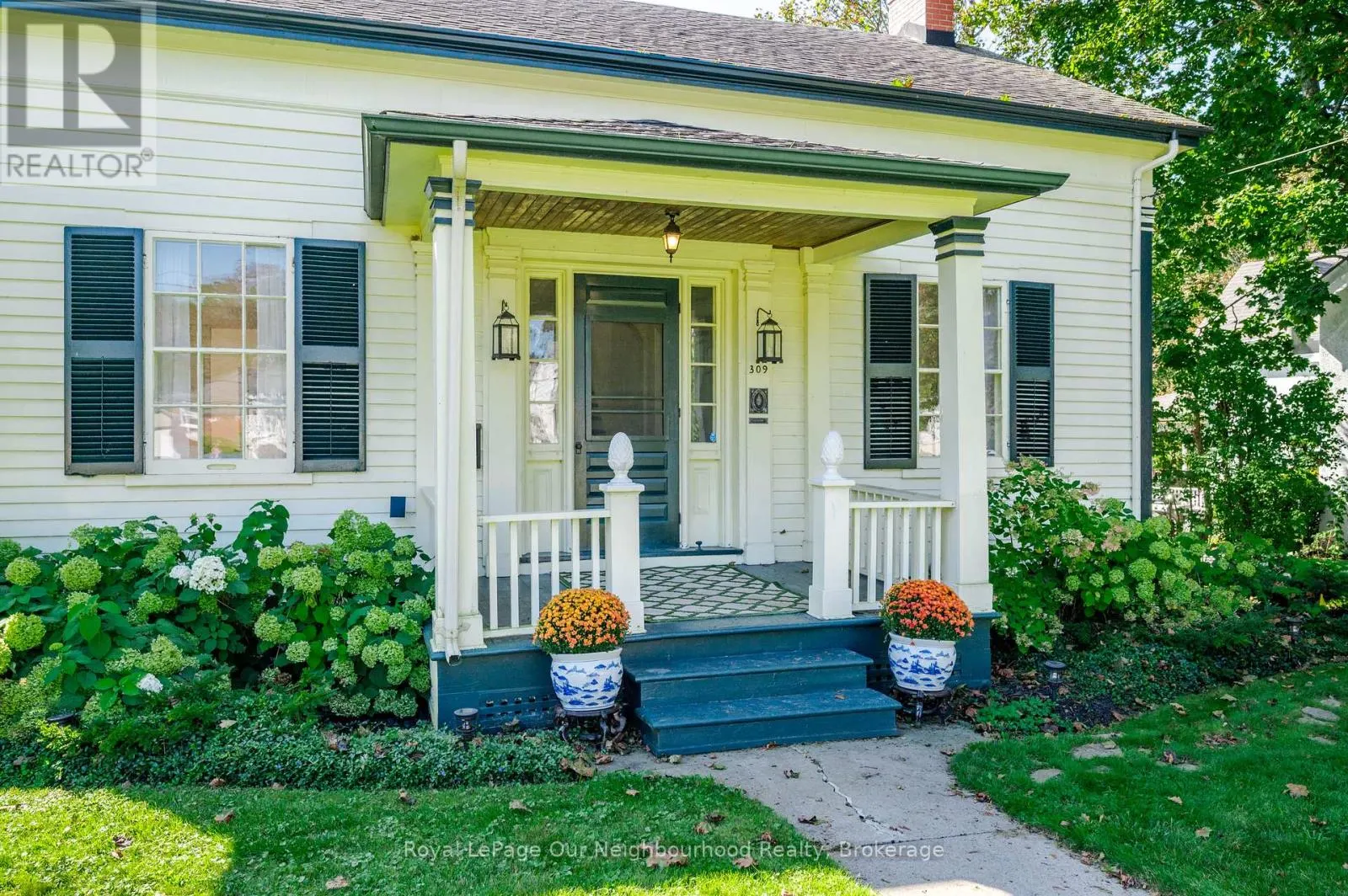 309 KING STREET W