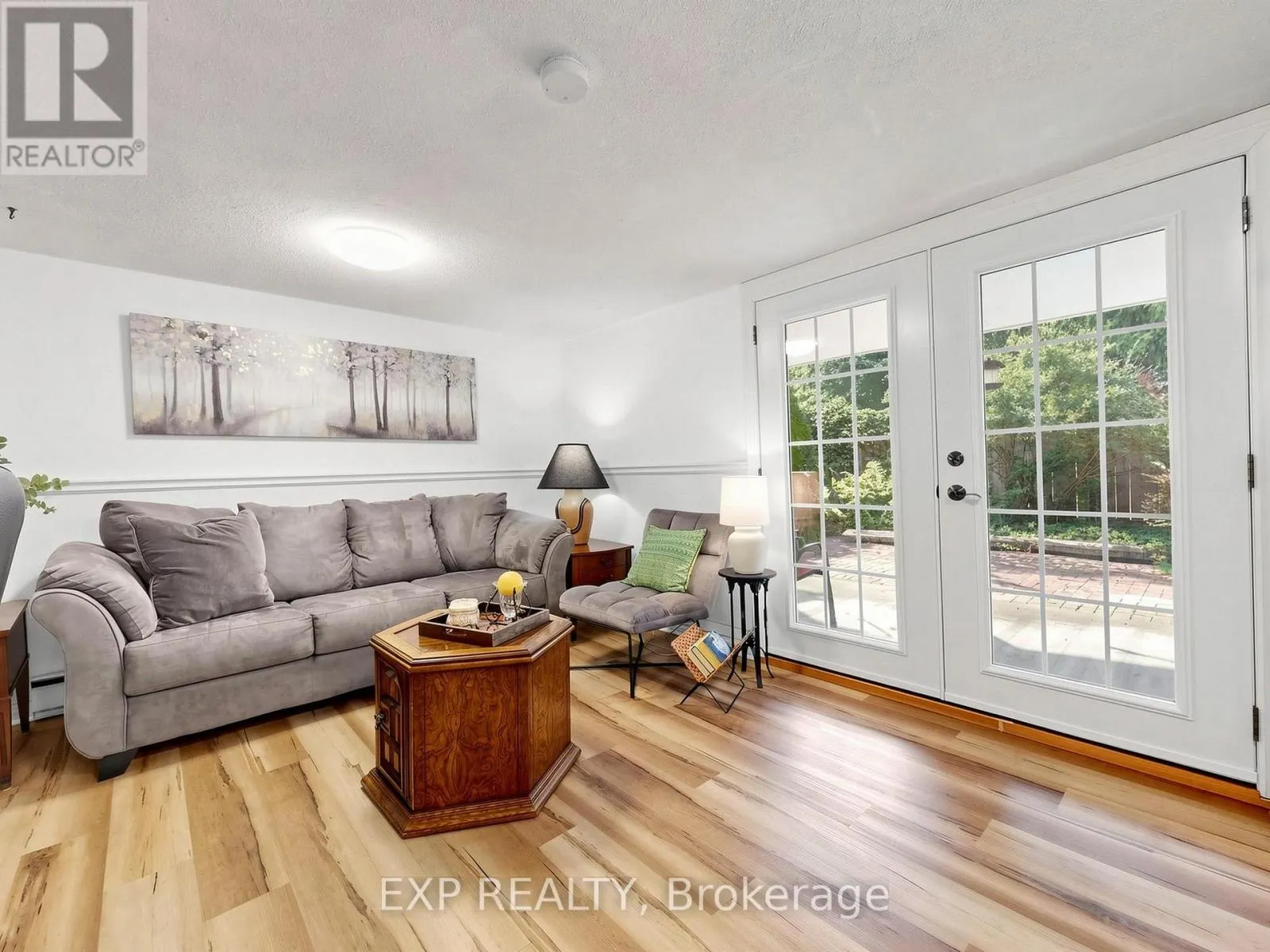 12 - 91 LIVINGSTON AVENUE