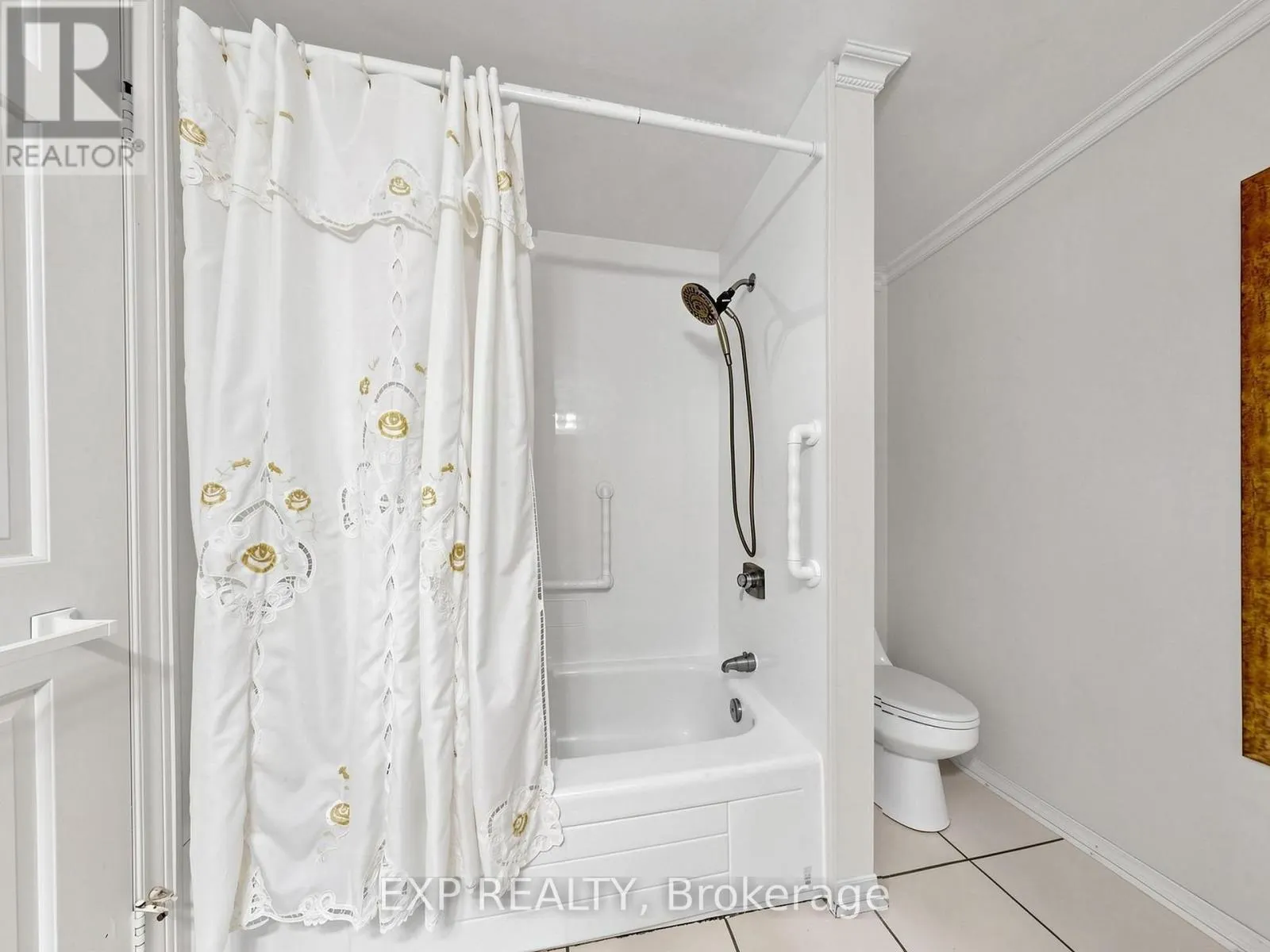 12 - 91 LIVINGSTON AVENUE