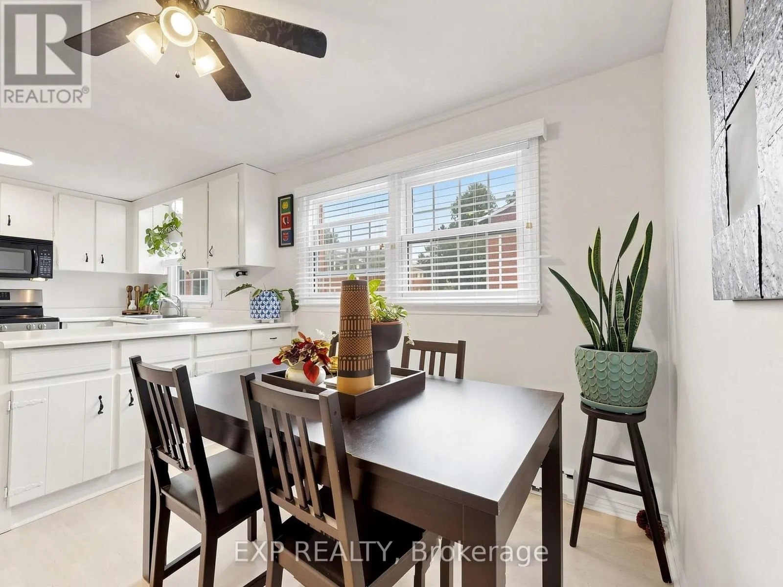 12 - 91 LIVINGSTON AVENUE