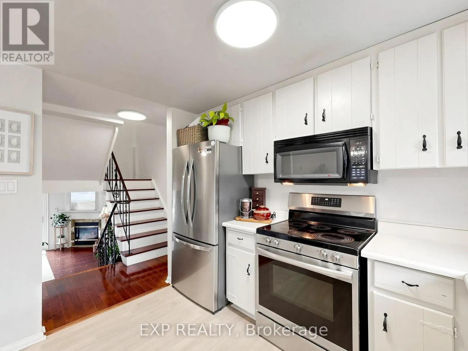 12 - 91 LIVINGSTON AVENUE