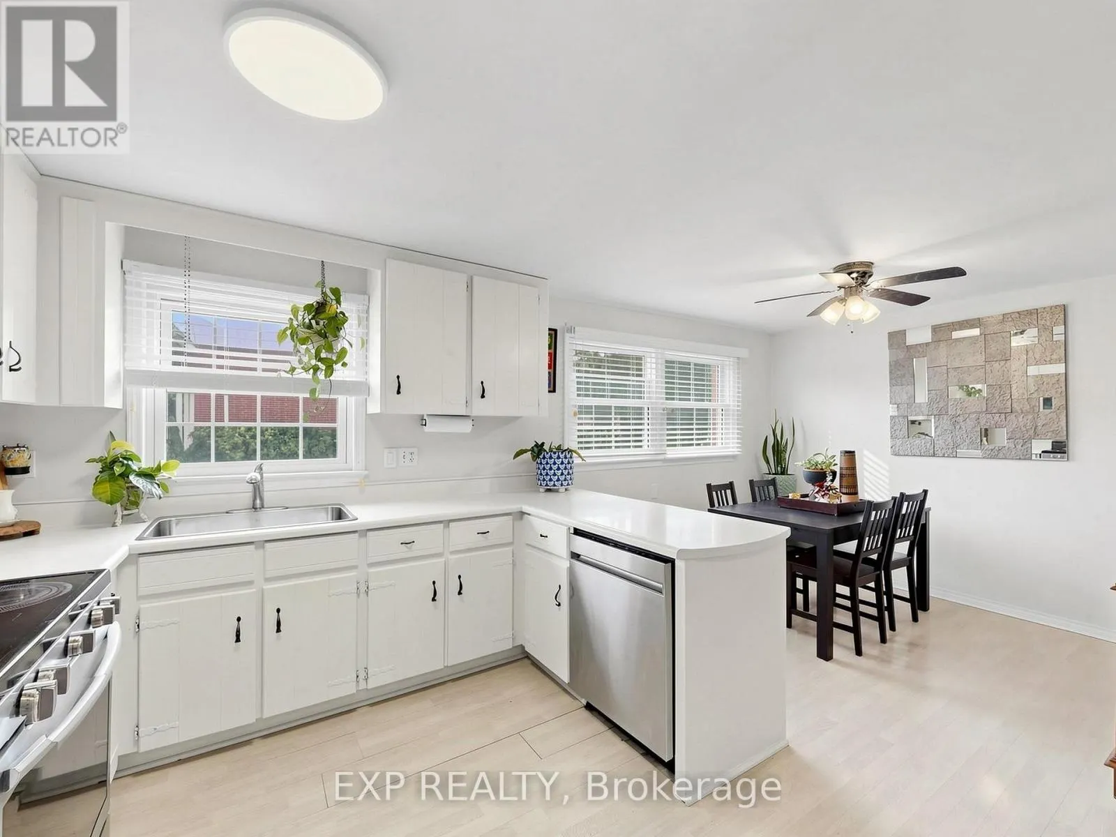 12 - 91 LIVINGSTON AVENUE