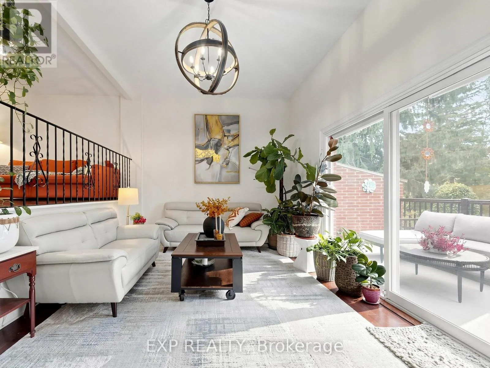 12 - 91 LIVINGSTON AVENUE