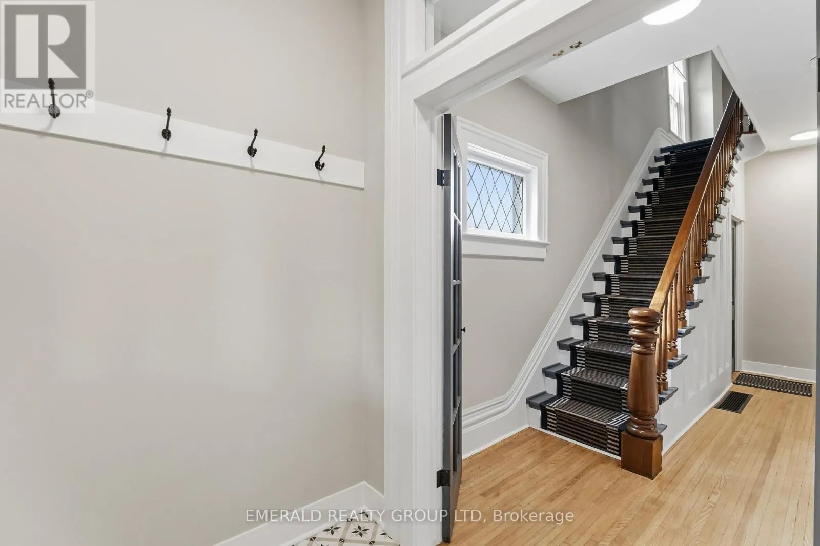 UPPER - 7 ORMOND STREET S #Upper