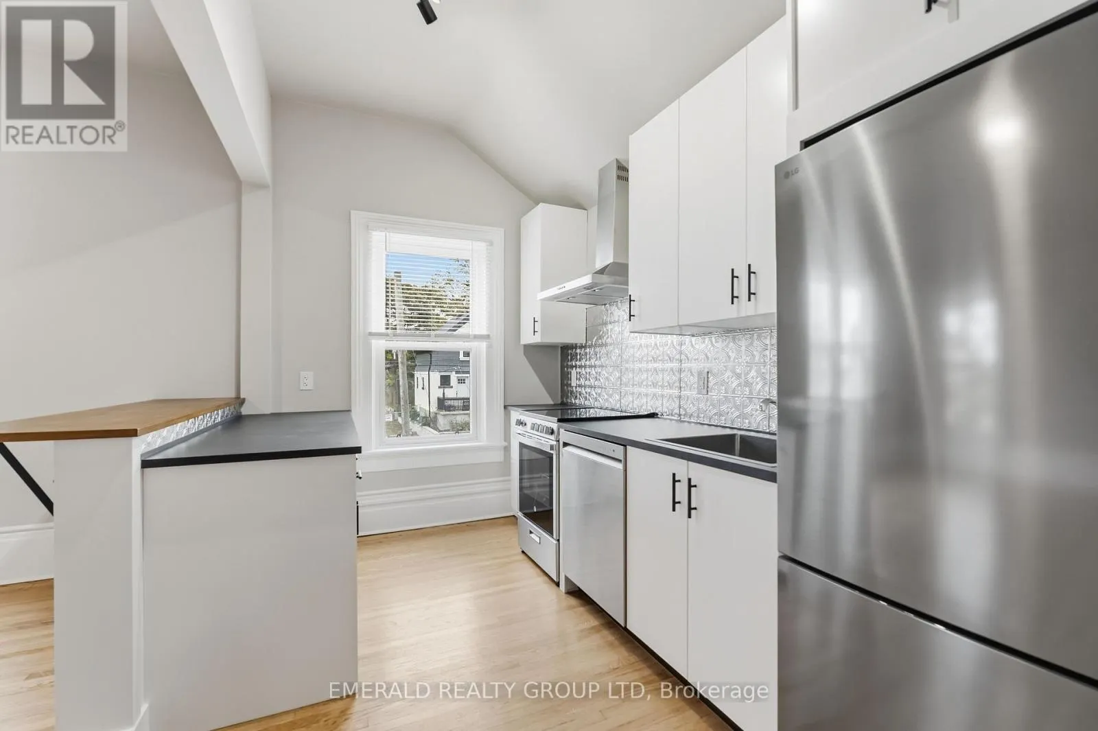 UPPER - 7 ORMOND STREET S #Upper