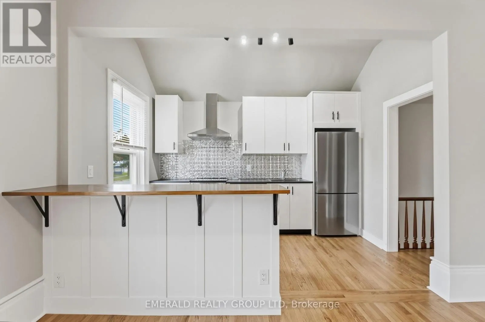 UPPER - 7 ORMOND STREET S #Upper