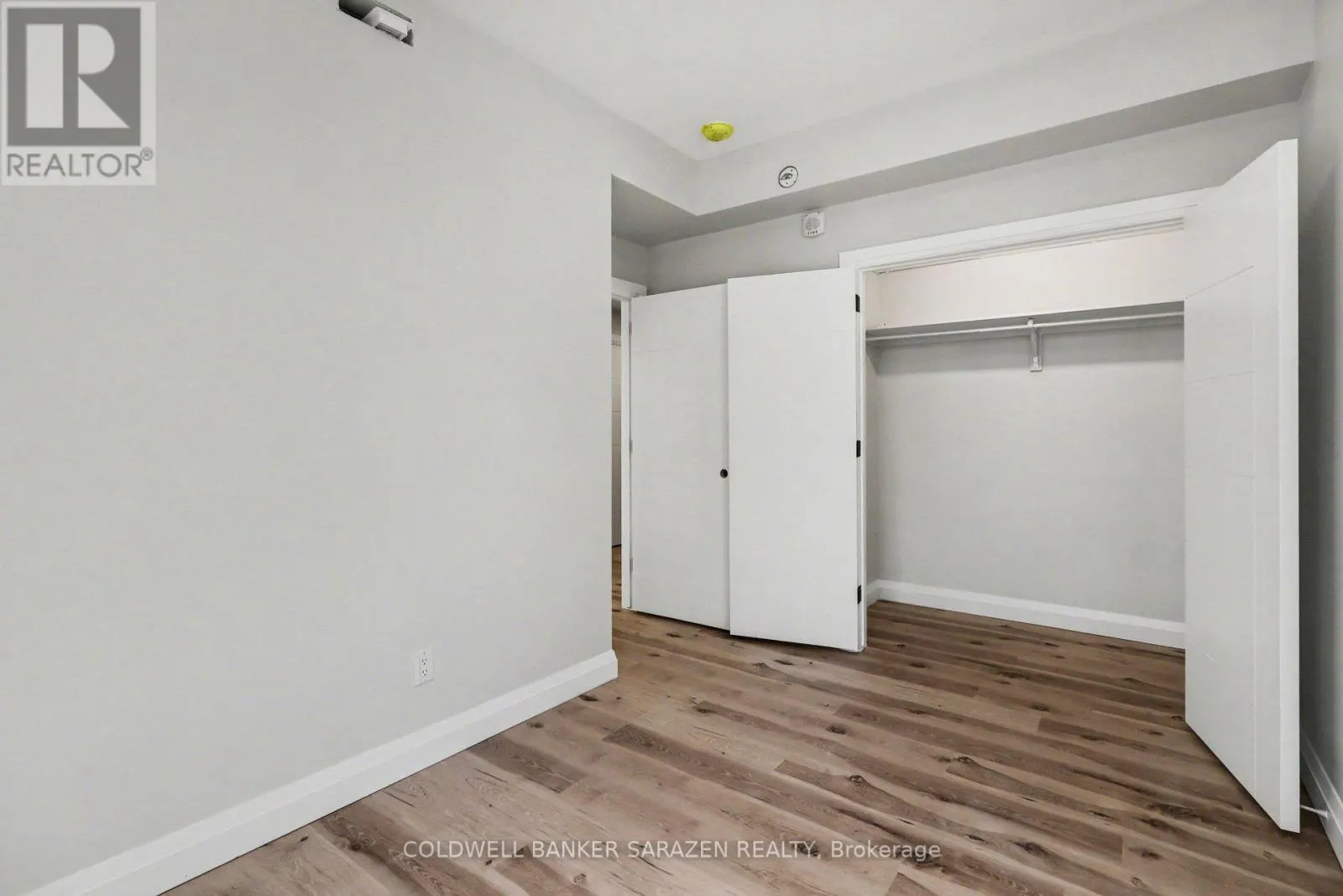 201 - 42 MCARTHUR AVENUE
