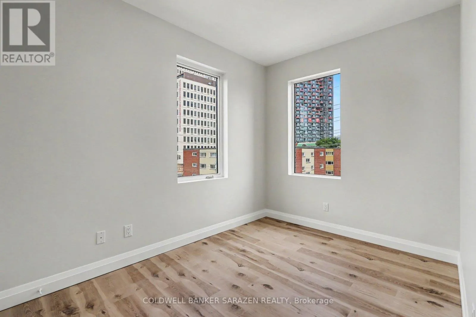 301 - 42 MCARTHUR AVENUE