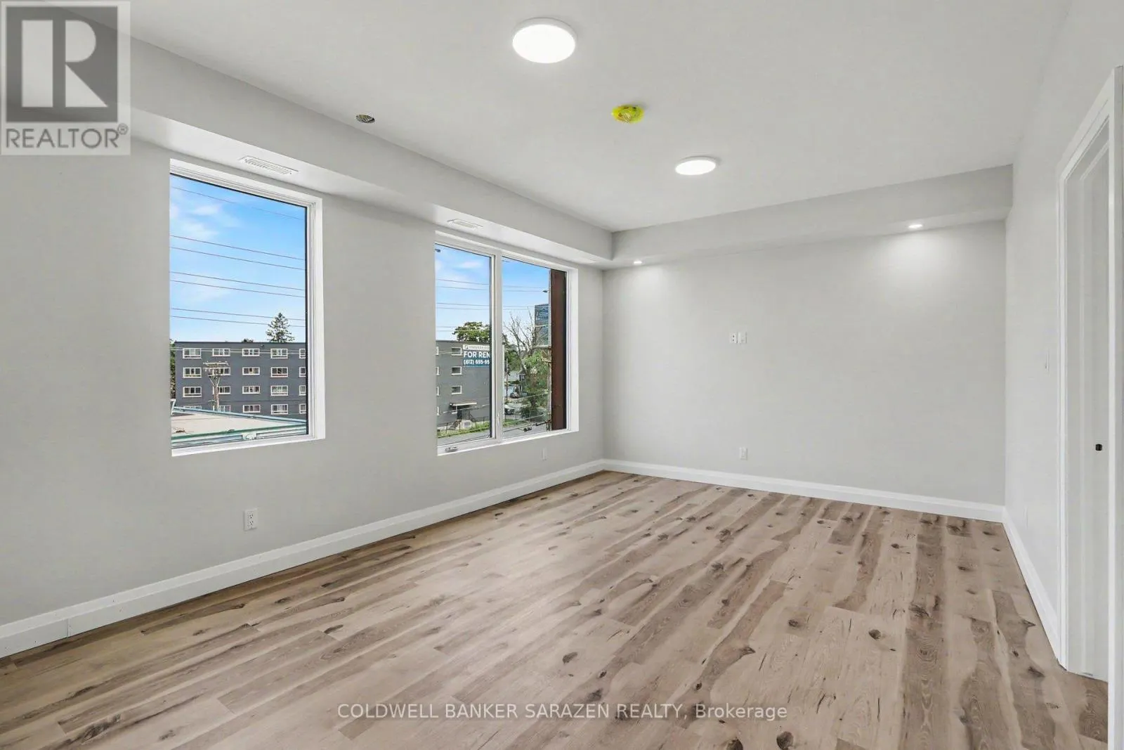 301 - 42 MCARTHUR AVENUE