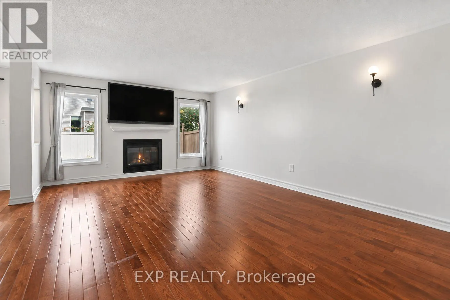 322 FOXRIDGE WAY