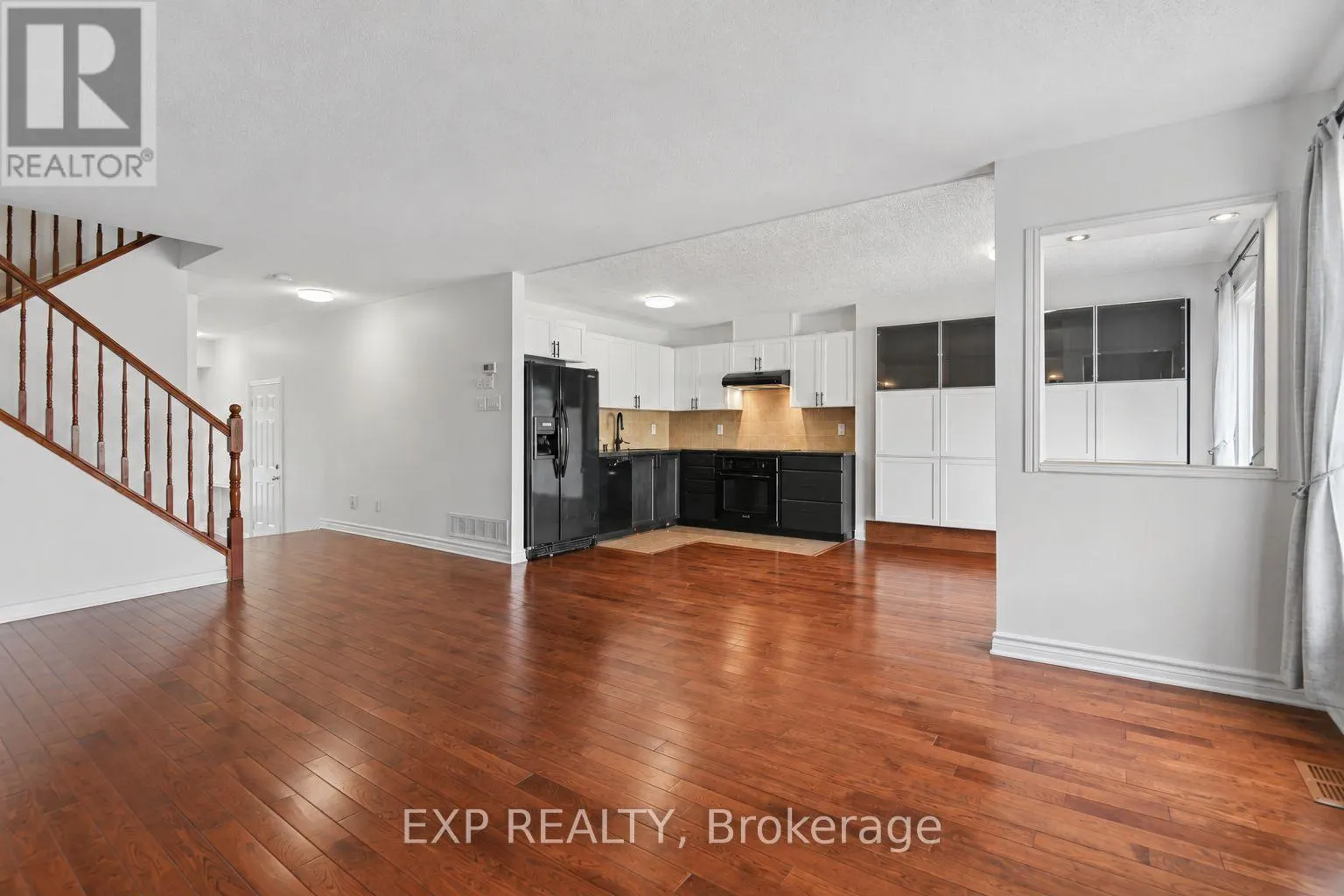 322 FOXRIDGE WAY
