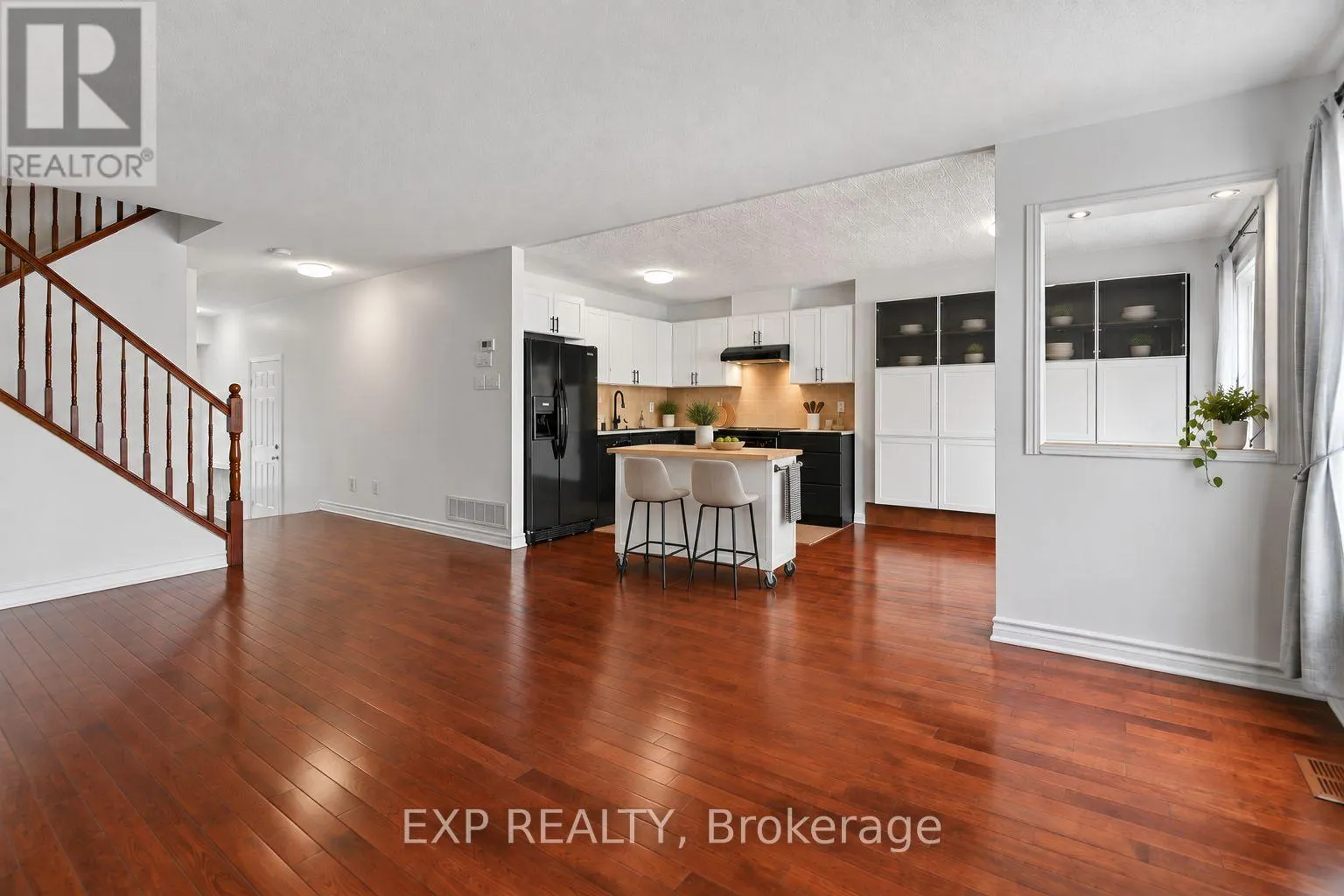 322 FOXRIDGE WAY