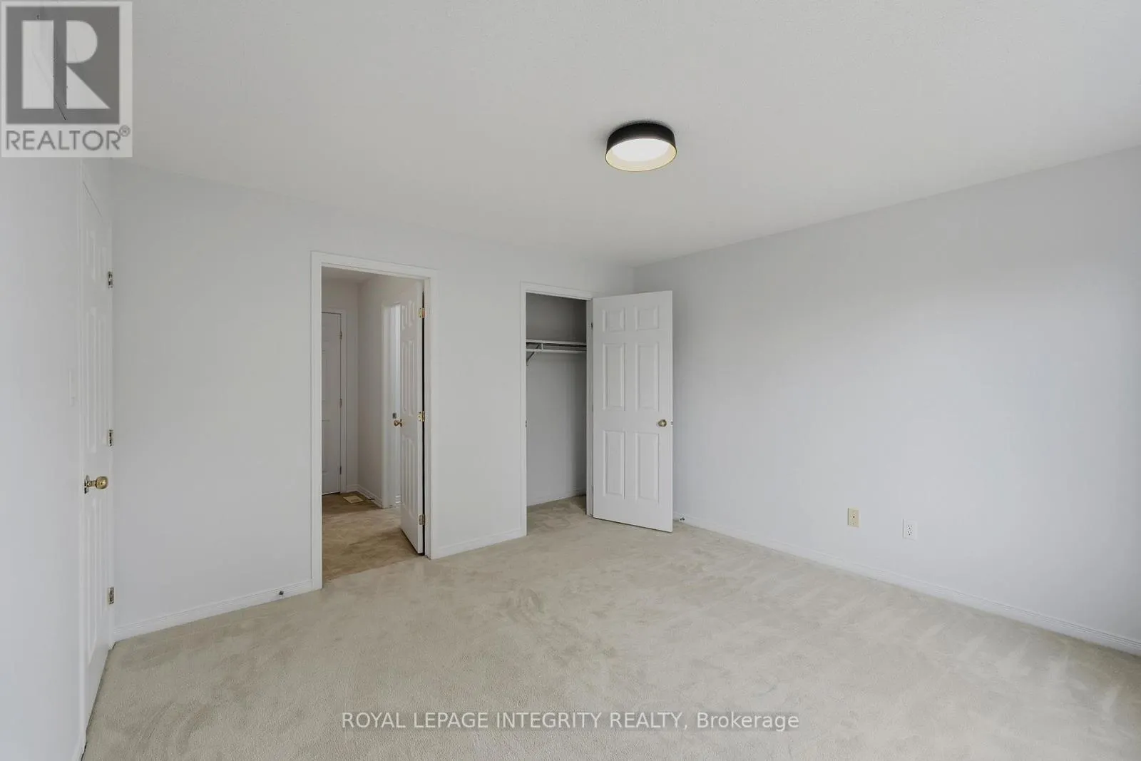 176 WINDANCE CRESCENT
