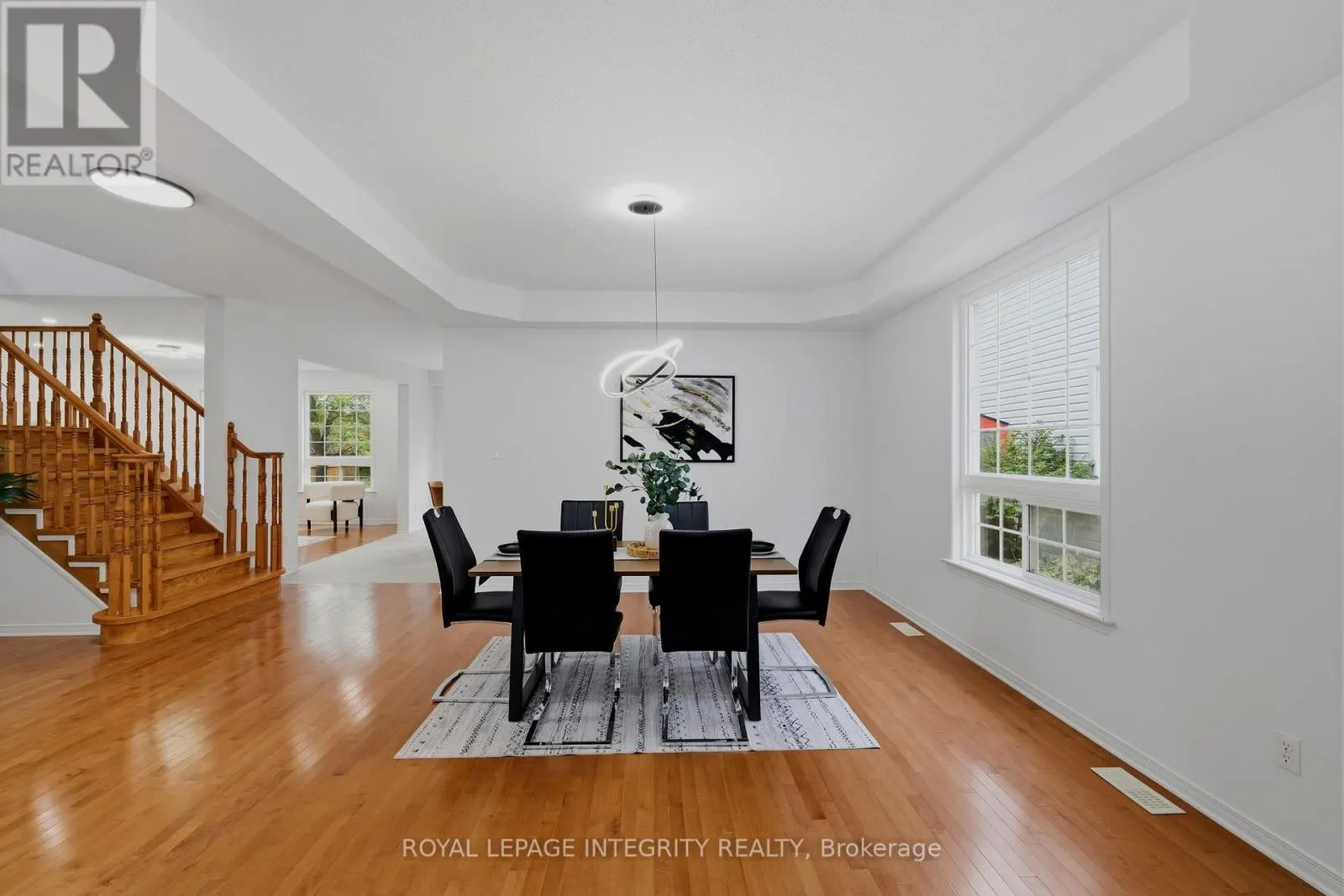176 WINDANCE CRESCENT