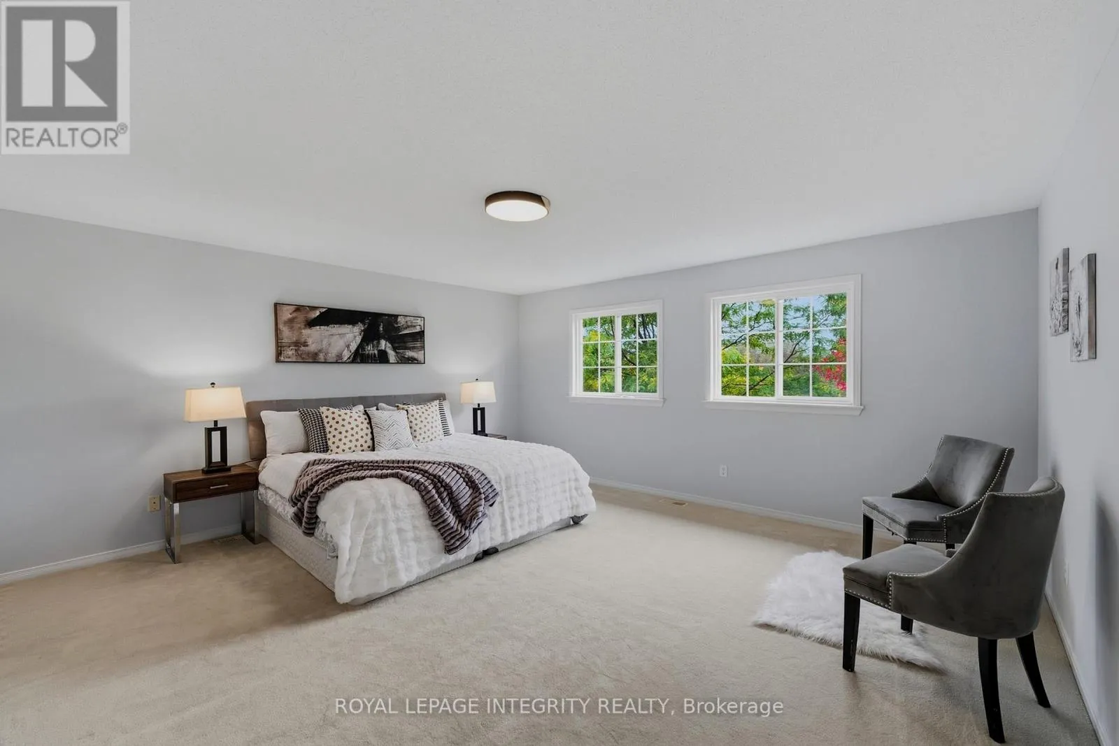 176 WINDANCE CRESCENT