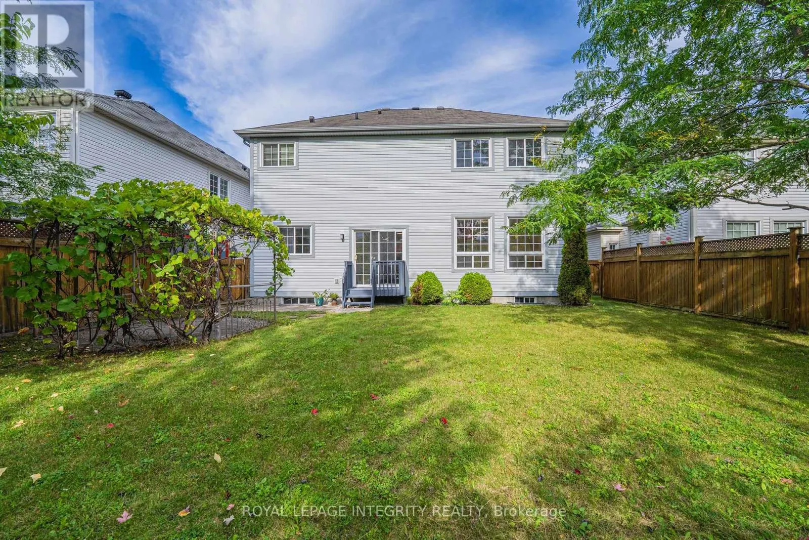 176 WINDANCE CRESCENT