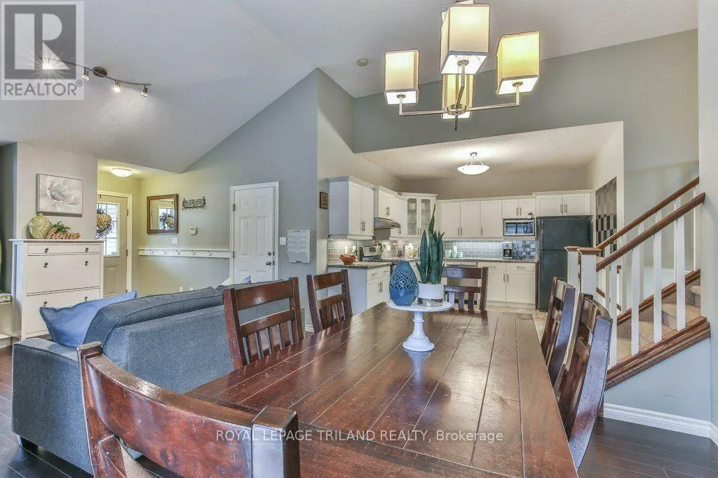 14 ALDERWOOD COURT
