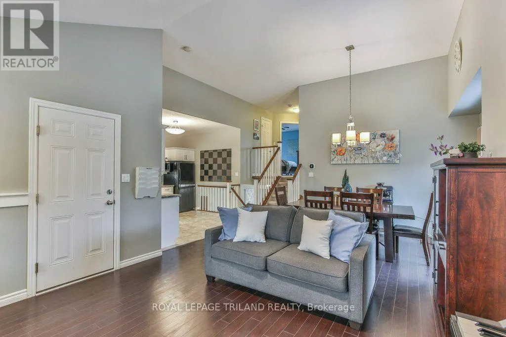 14 ALDERWOOD COURT
