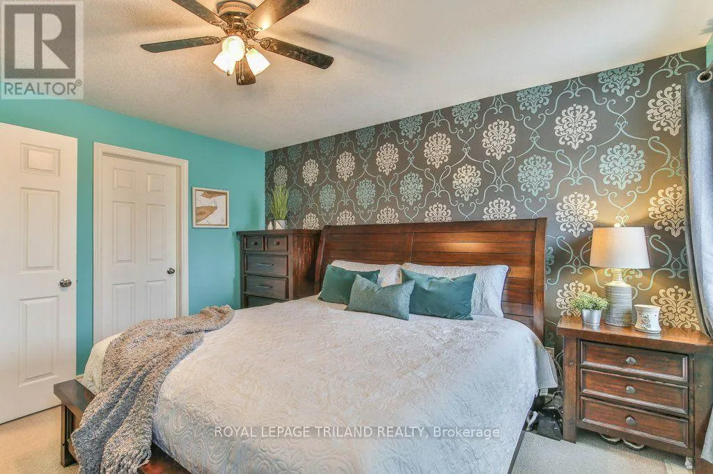 14 ALDERWOOD COURT
