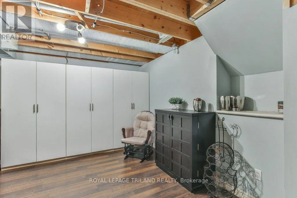 14 ALDERWOOD COURT