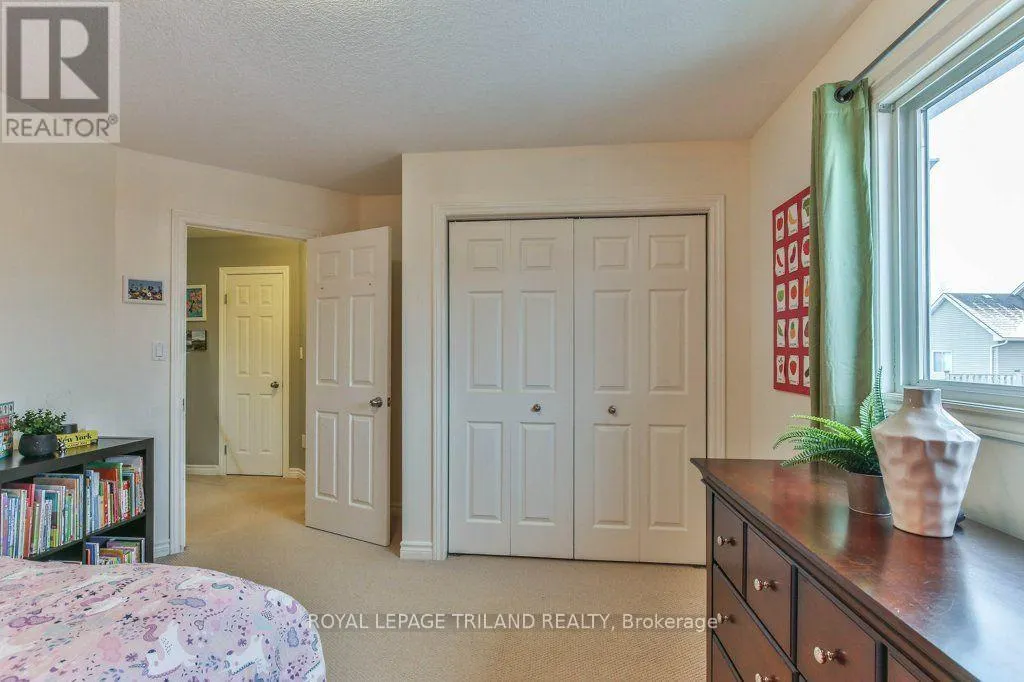 14 ALDERWOOD COURT