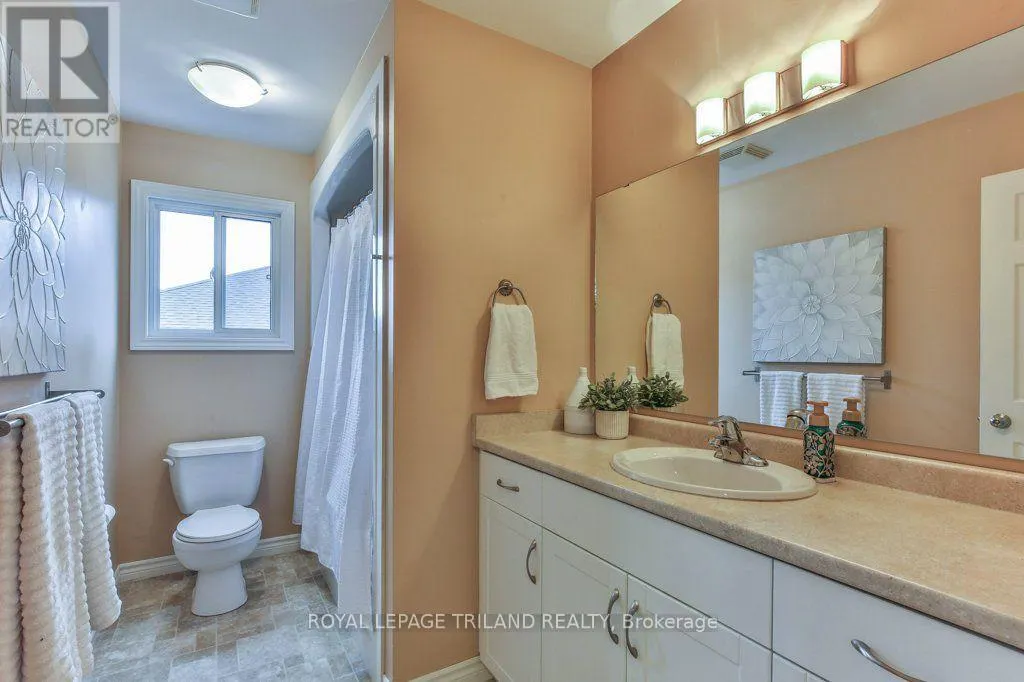 14 ALDERWOOD COURT