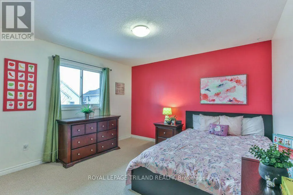 14 ALDERWOOD COURT