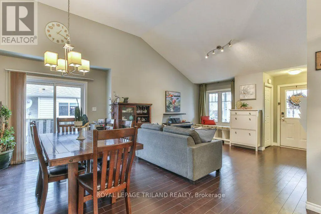 14 ALDERWOOD COURT
