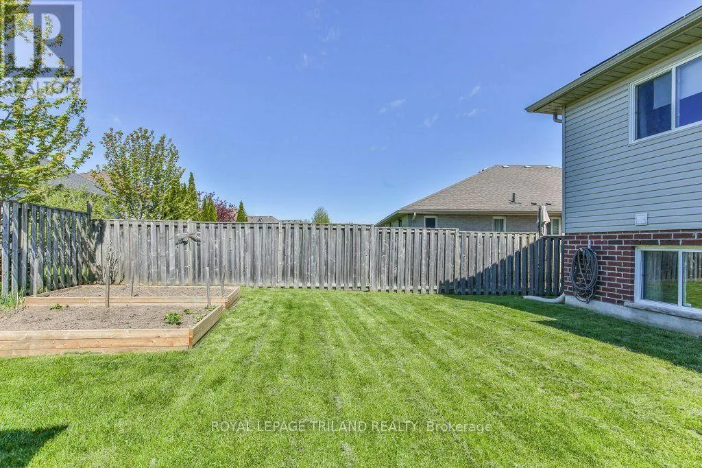 14 ALDERWOOD COURT
