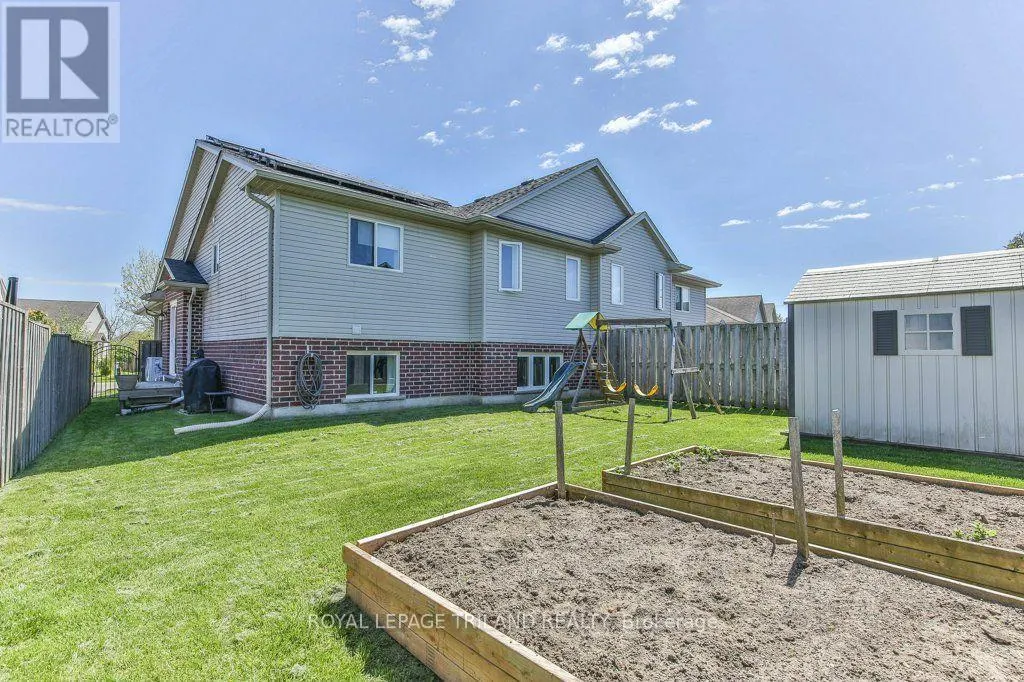 14 ALDERWOOD COURT