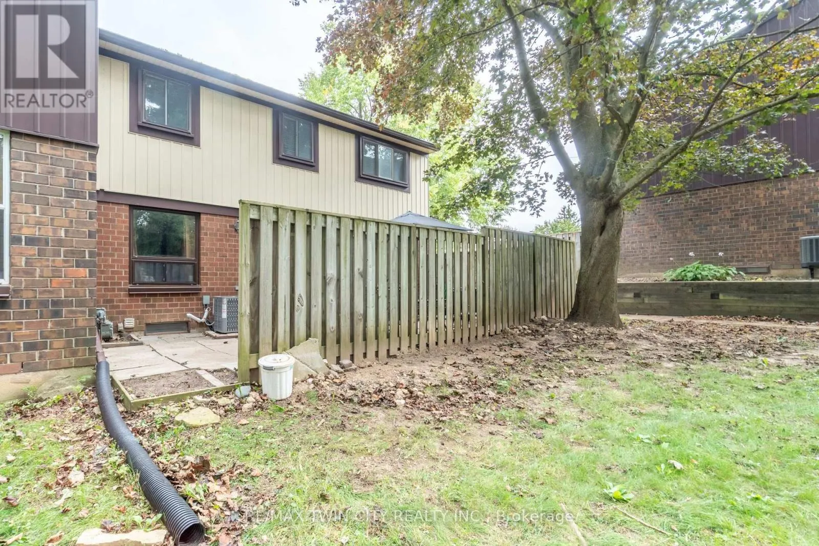 121 - 45 MARKSAM ROAD