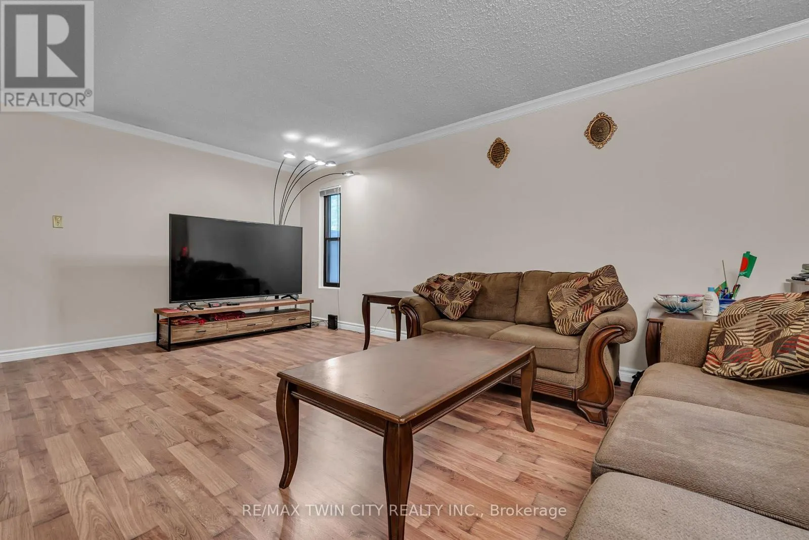 121 - 45 MARKSAM ROAD