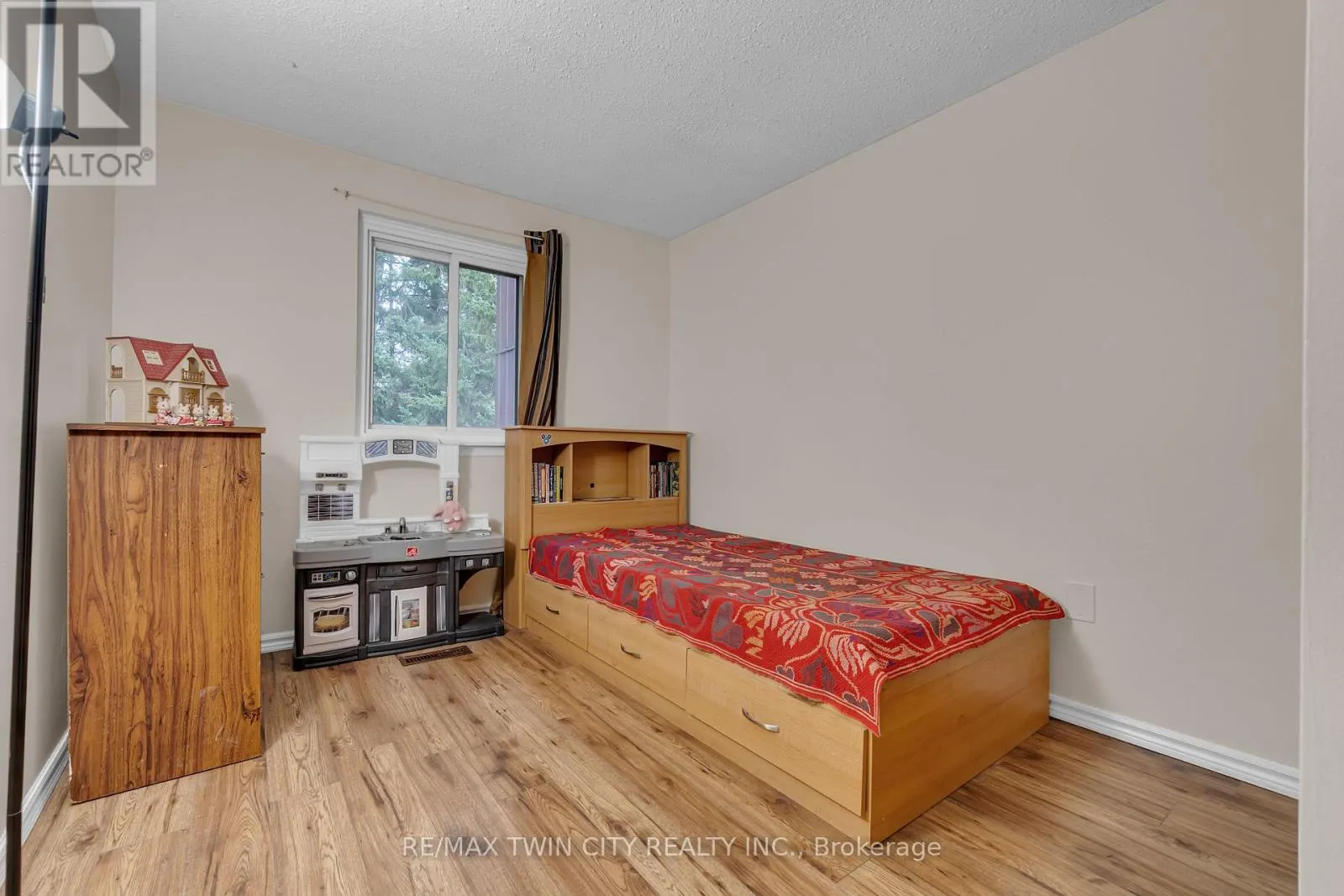 121 - 45 MARKSAM ROAD