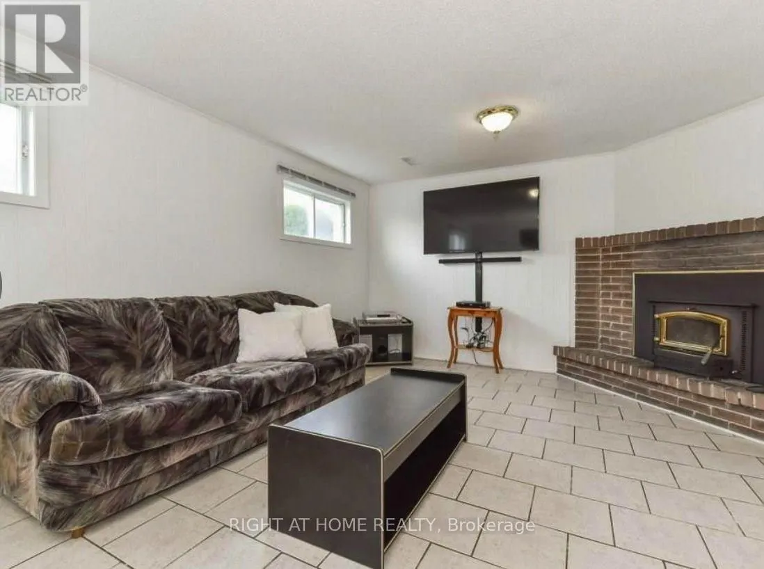 113 SOUTHWOOD DRIVE