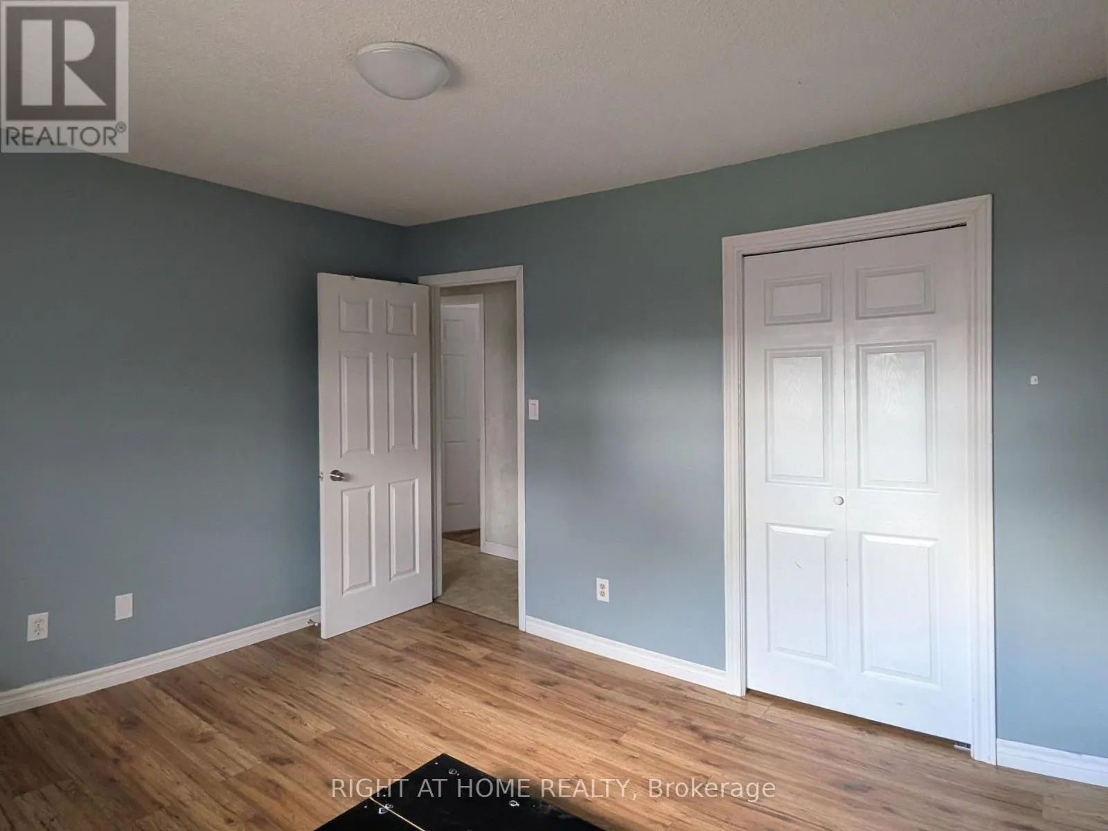 113 SOUTHWOOD DRIVE