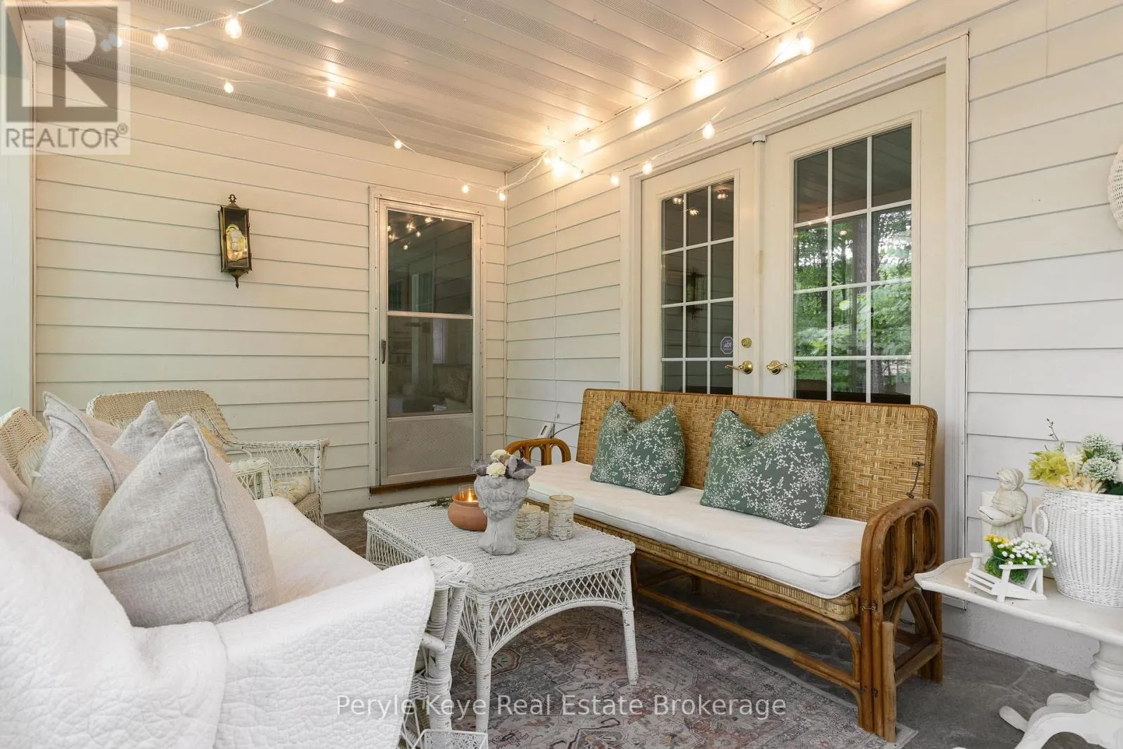 74 WOODLAND DRIVE