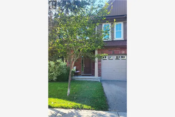 308 FERGUS CRESCENT