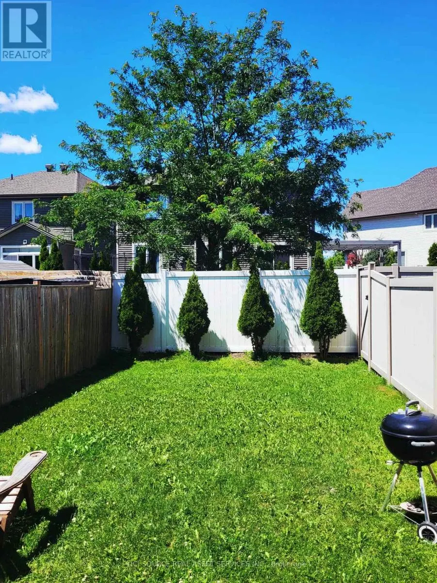 308 FERGUS CRESCENT