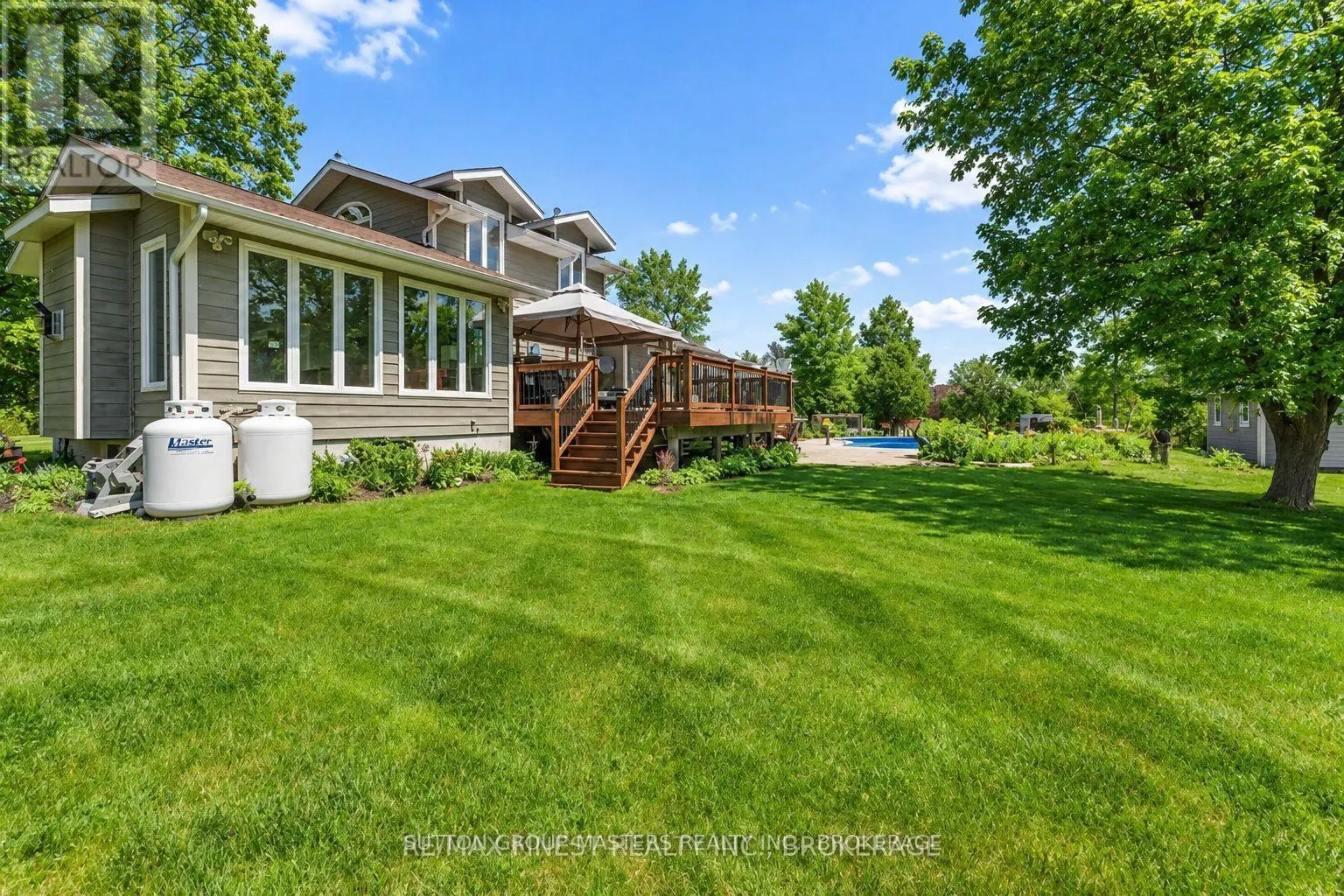 466 COLEBROOK ROAD