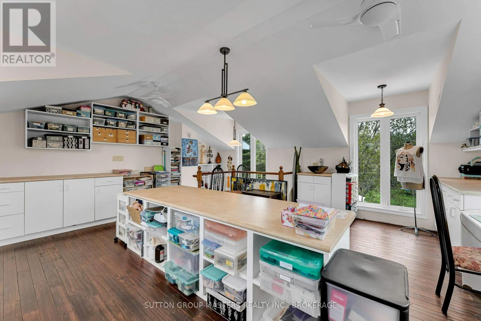 466 COLEBROOK ROAD