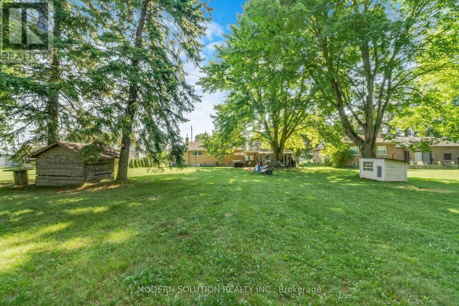 124 NORTHSIDE DRIVE