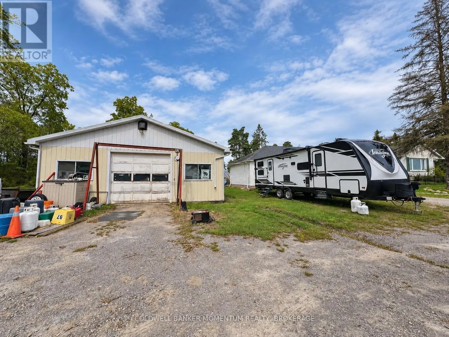 935 TWENTY ROAD