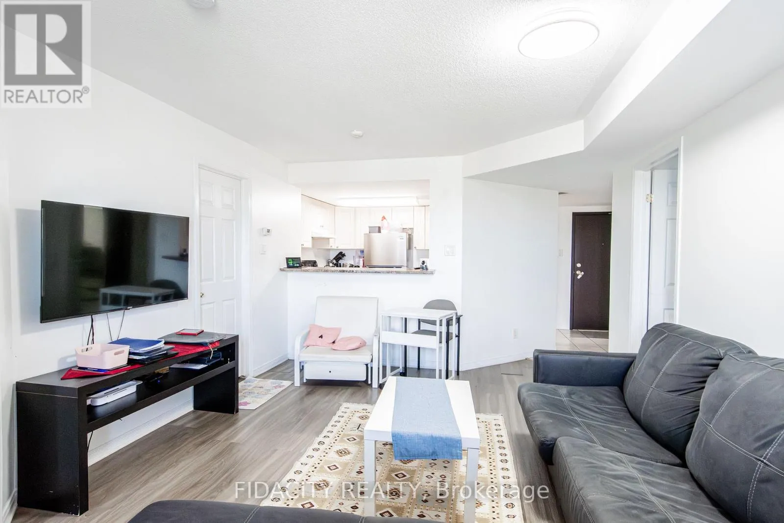 8A - 310 CENTRAL PARK DRIVE