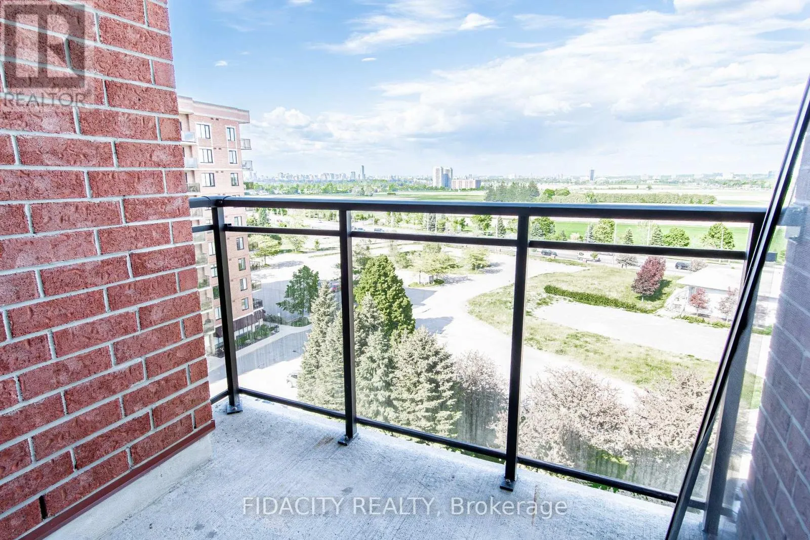 8A - 310 CENTRAL PARK DRIVE