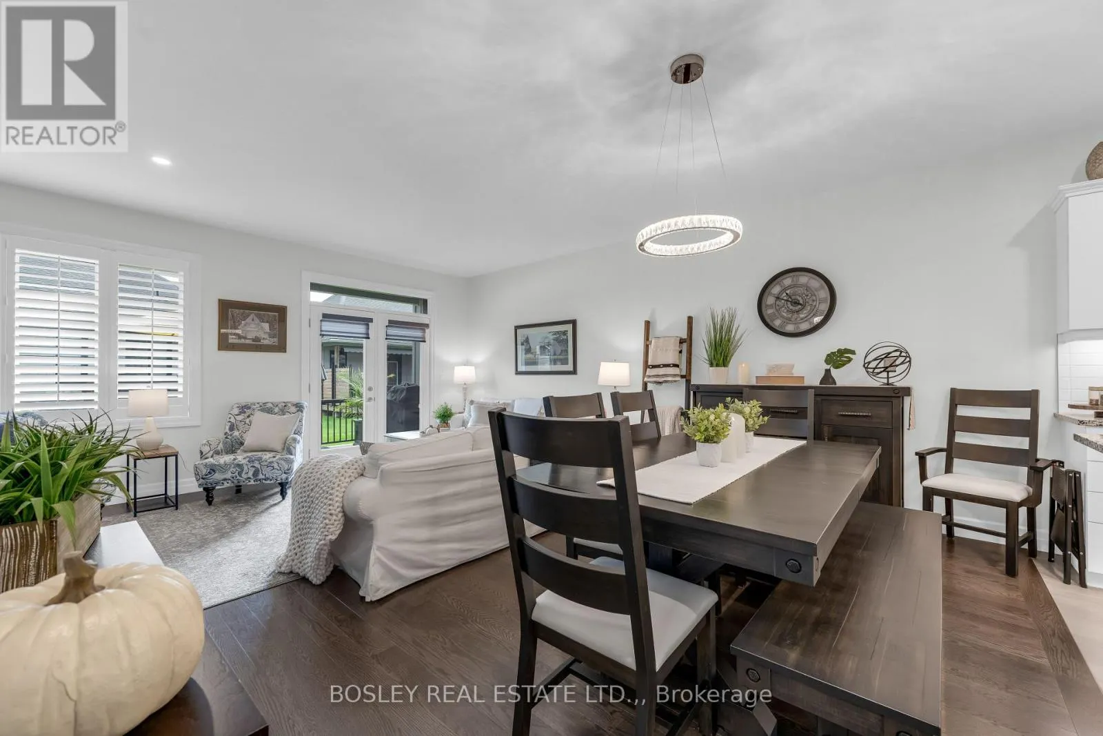 34 BORDEN TRAIL